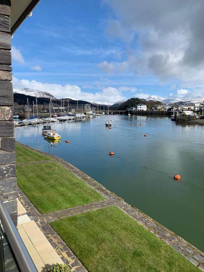 Portmadog, Oakley Wharf Lägenhet Porthmadog Exteriör bild